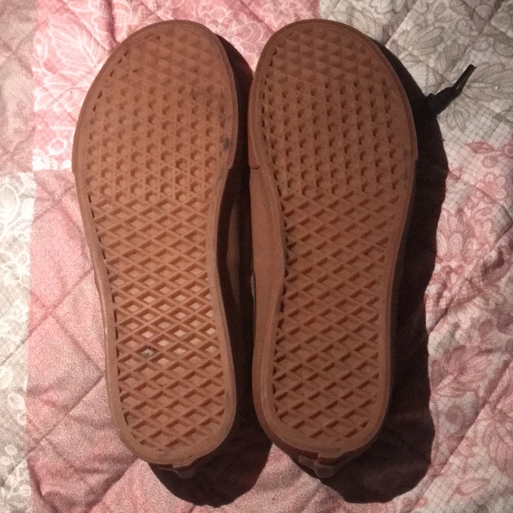 Vans - Picture 4 of 5